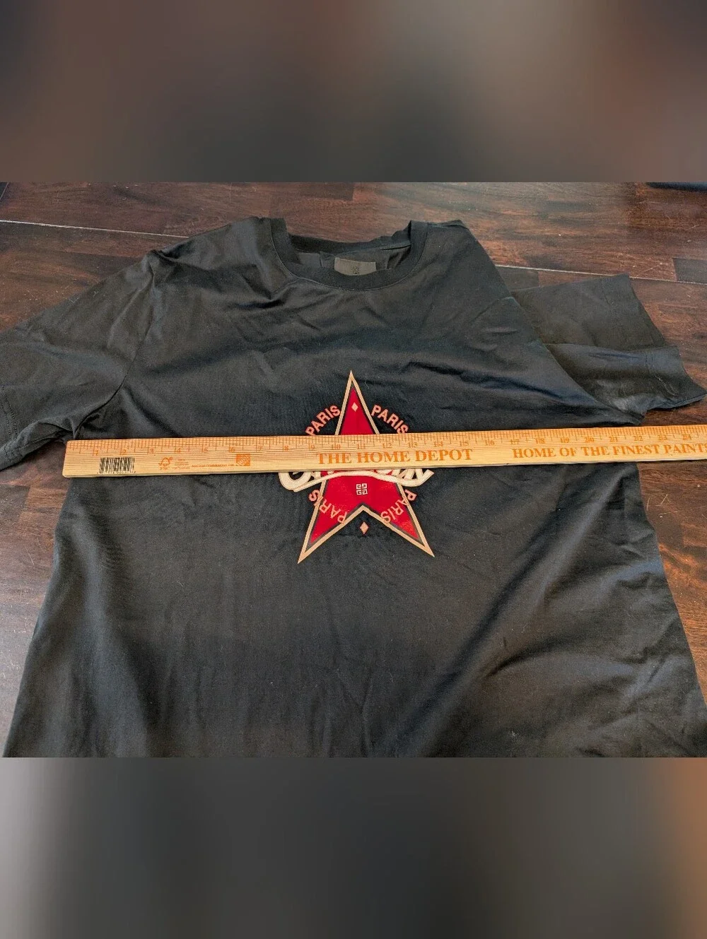 Givenchy Black Tee with Red Star Logo, Mens XL - Picture 4 of 9